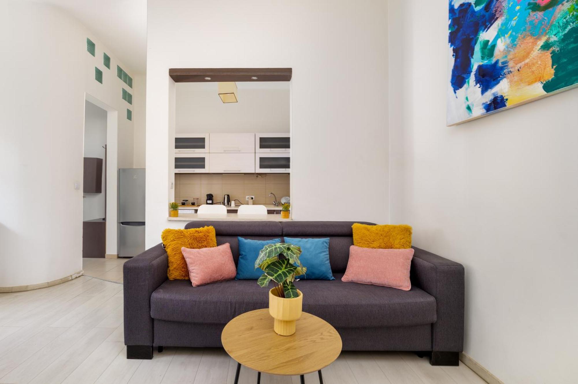 Gozsdu-1 Bedroom Apartament *